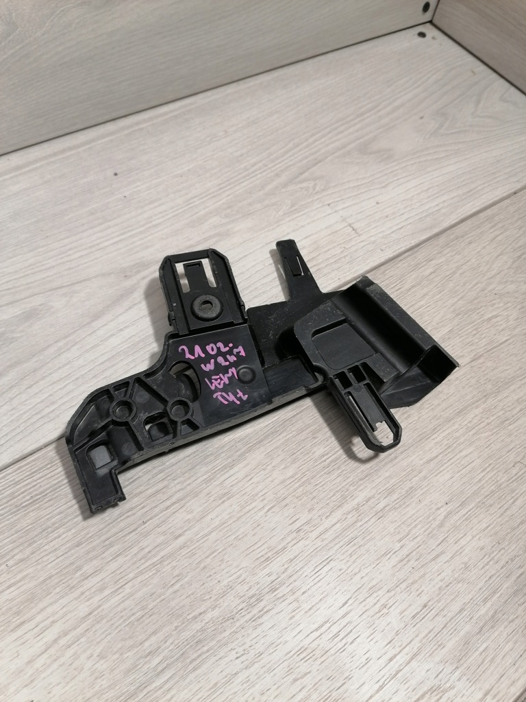 фото №1, Mercedes w247 кронштейн замок лівий задня a2477230100