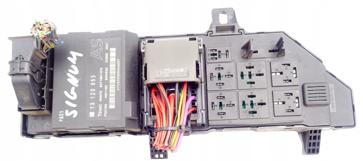 фото №1, Коробка запобіжників opel vectra c gts 13120953 25046175 3.2l бензиновий