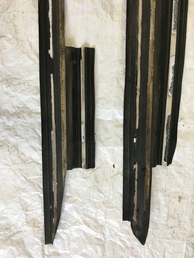 фото №16, Audi a3 8l 1996-2003 права 8l4853492 молдинг поріг przyklejana