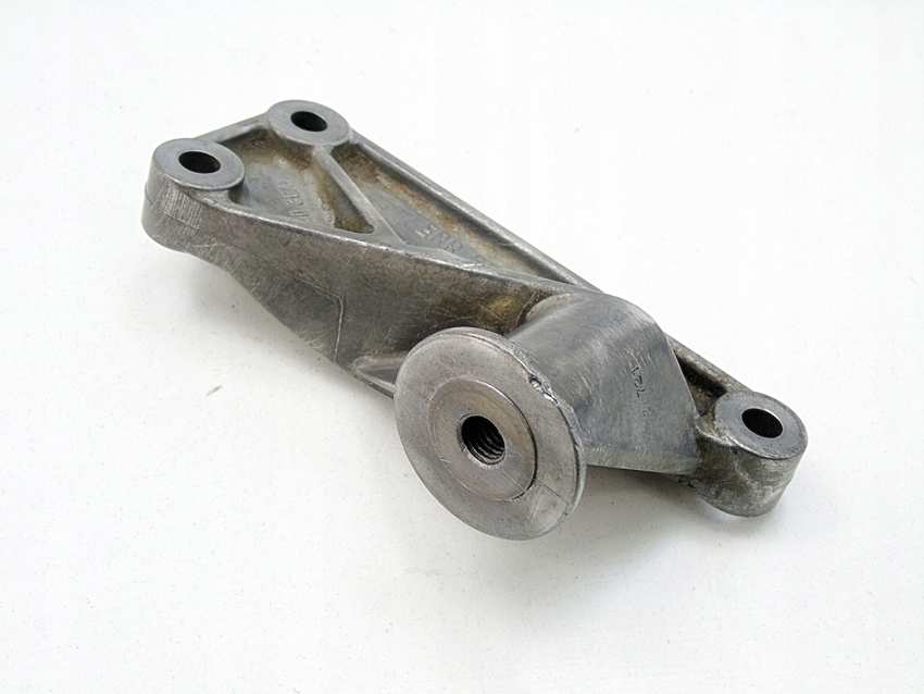 фото №1, Кронштейн кронштейн ролики двигателя 2.5 td discovery ii l318 defender l316 err6949