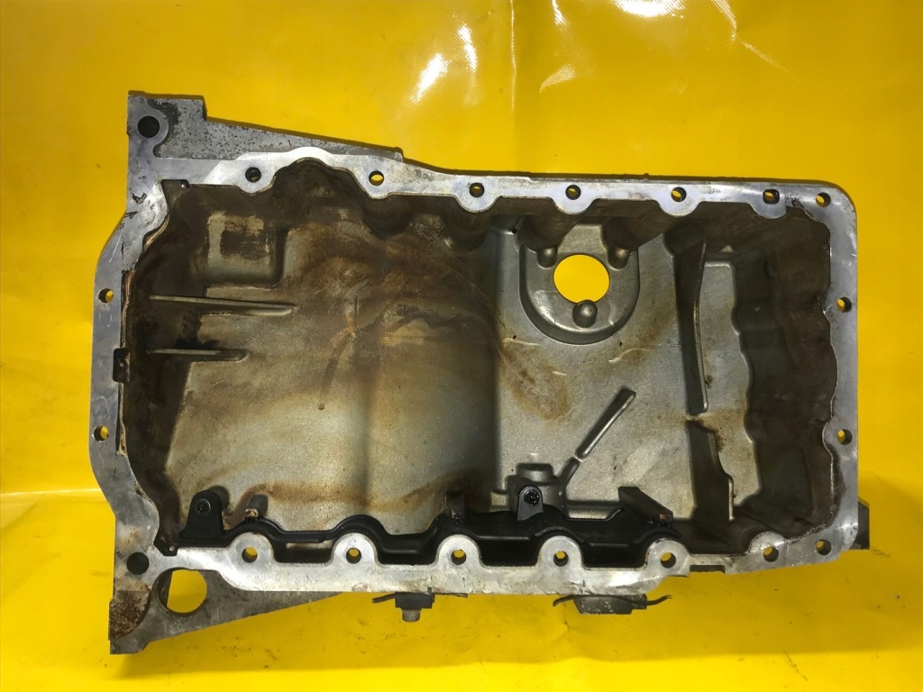 Поддон масляная 06b103603as a6 a4 b7 bwe 2.0tfsi с Разборки