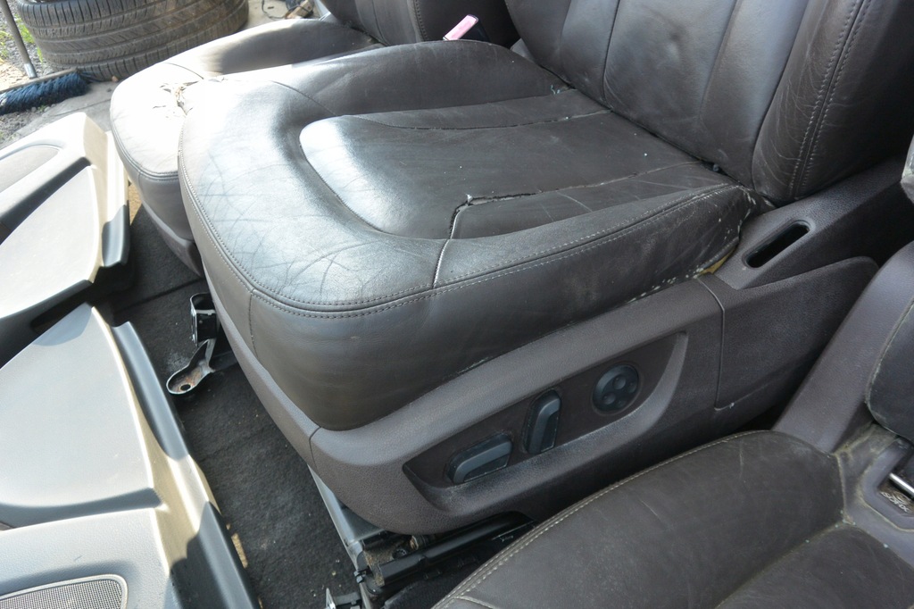 фото №8, Сиденья заднее сиденье обшивки 7 мест алькантара audi q7 eu