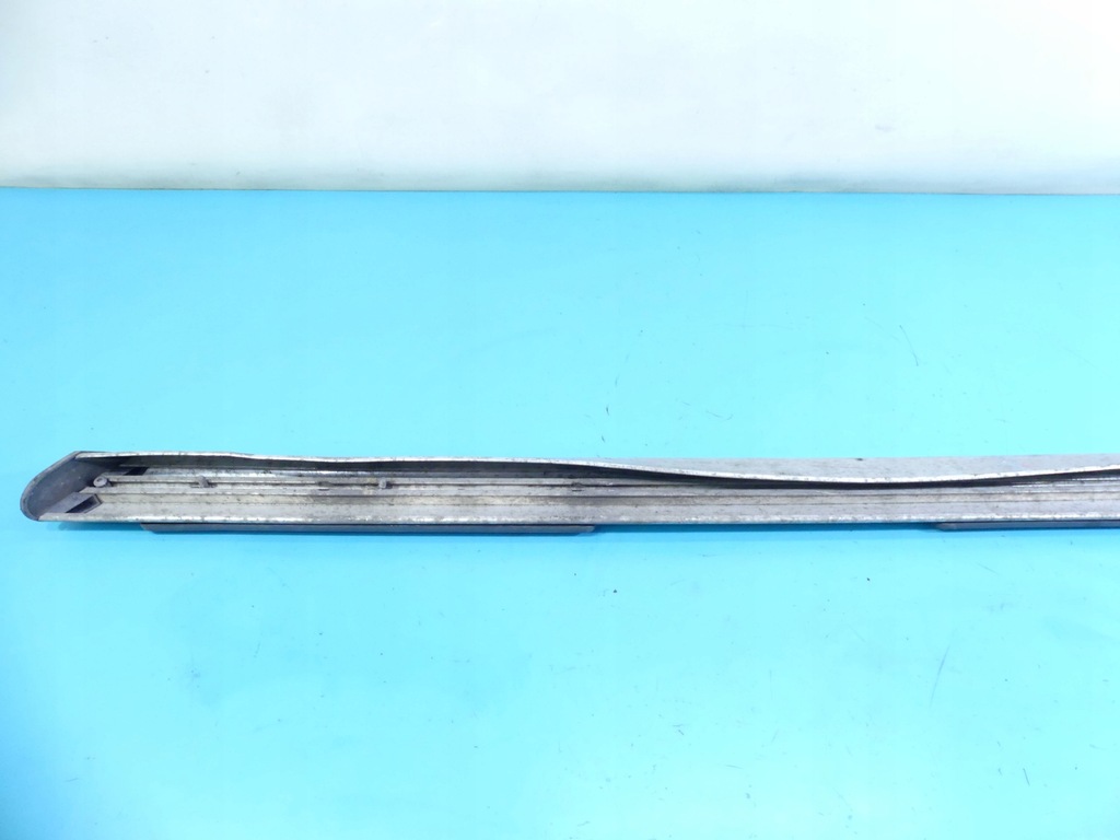 фото №7, Порог правый подножка боковой toyota rav4 iii