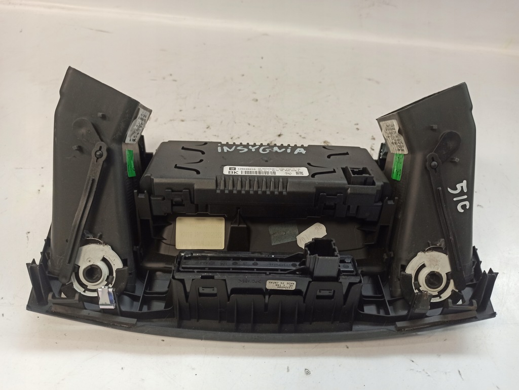 фото №7, Opel insignia a дисплей рамка середня повітропровід 12844841g 13275261