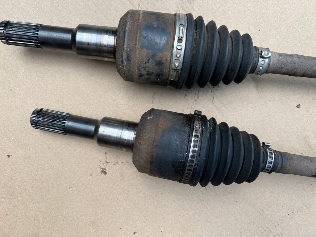 фото №2, Ford maverick lift 2,3 - привідний вал задня