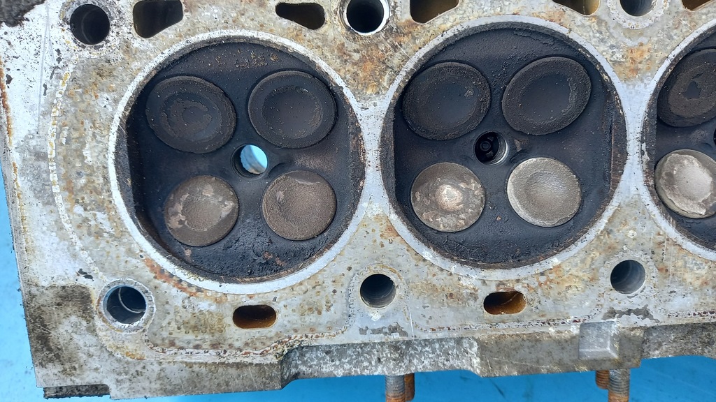 фото №10, Головка валы крышка двигателя volvo s60 v70 2.4b