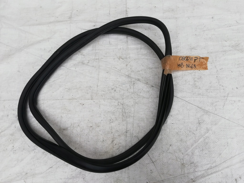 фото №1, Прокладка дверь правый задняя kia ceed ii 12-17 hb