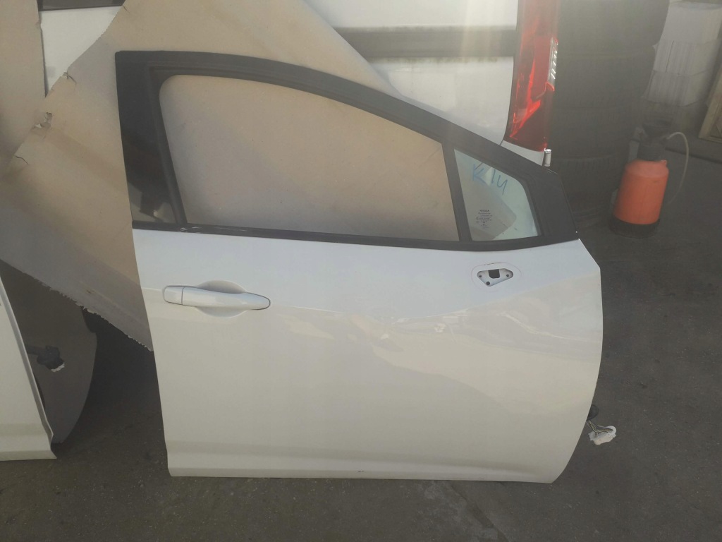 фото №1, Дверь перед передние правое nissan micra k14 17-