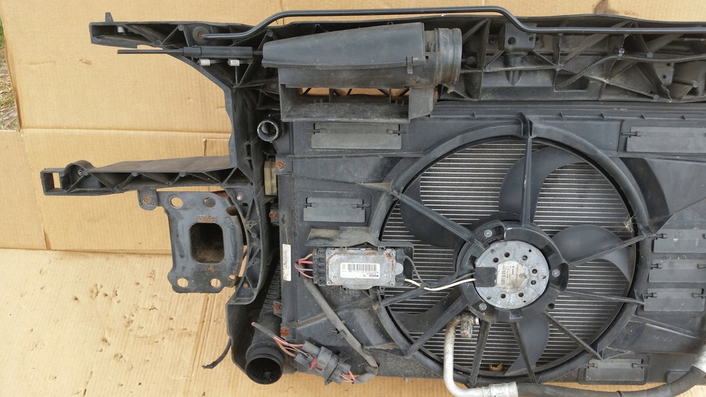 фото №9, Seat altea xl lift 1.6 tdi pas передний радиатор вентилятор
