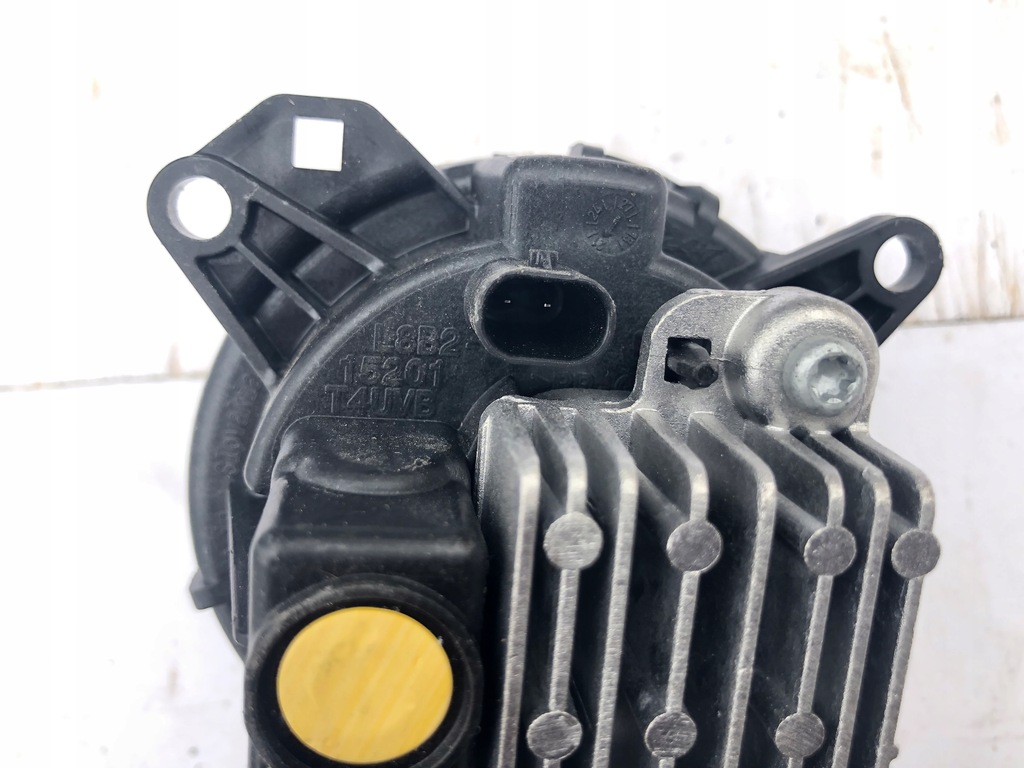 фото №4, Противотуманная фара led drl land rover defender ii 2 l663