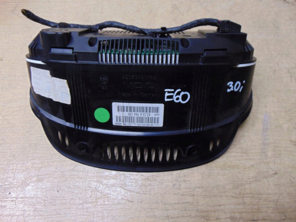 фото №8, Счетчик приборная панель bmw e60 e61 2.2 бензин 6944118
