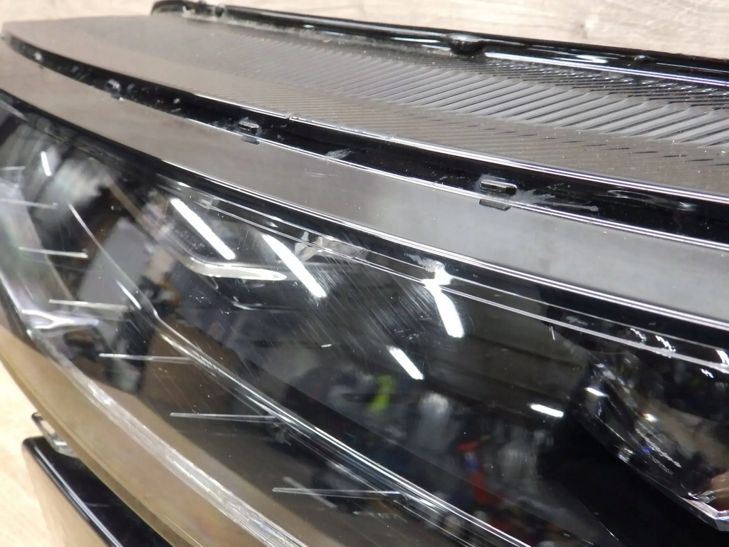 фото №9, Skoda kodiaq 2023 перед сторона ліва лампи передні