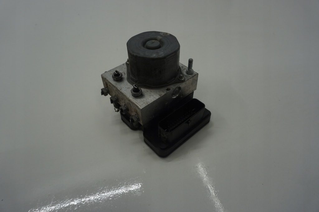 Купити Mercedes w176 1.8cdi насос abs a0094316412