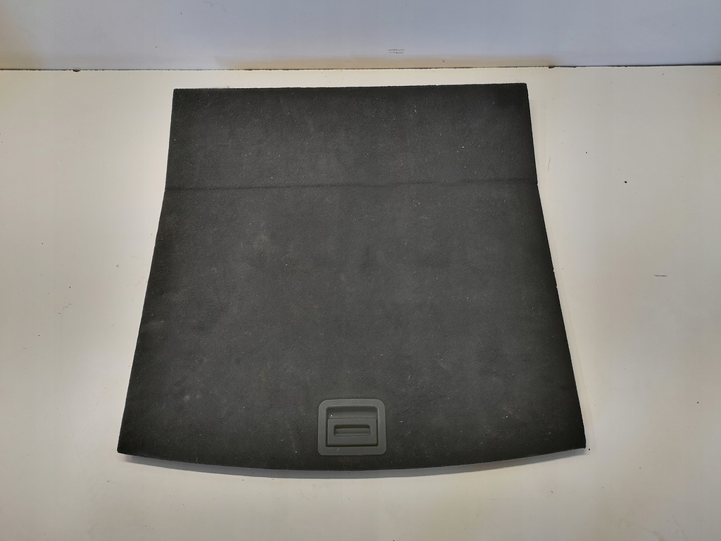 фото №1, Vw touareg 7p обшивка багажника