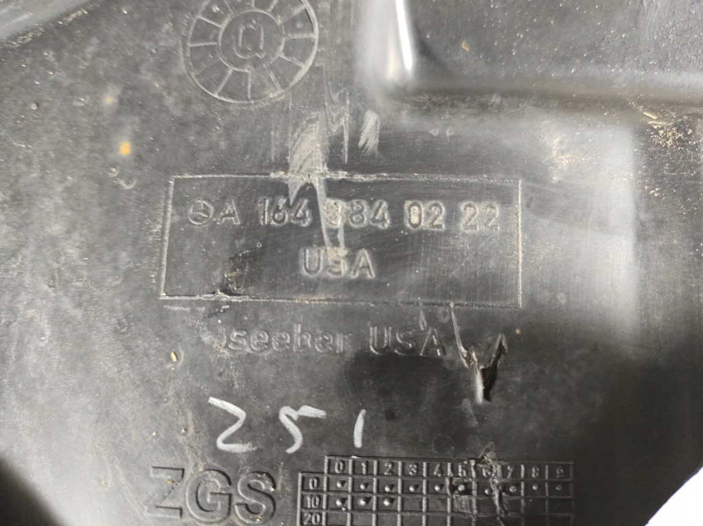 фото №7, Mercedes ml w164 06- подкрылок правый перед часть передняя 1648840222