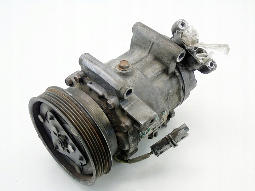 фото №1, Компрессор кондиционера 1.5 dci clio 3 modus logan sandero duster scenic