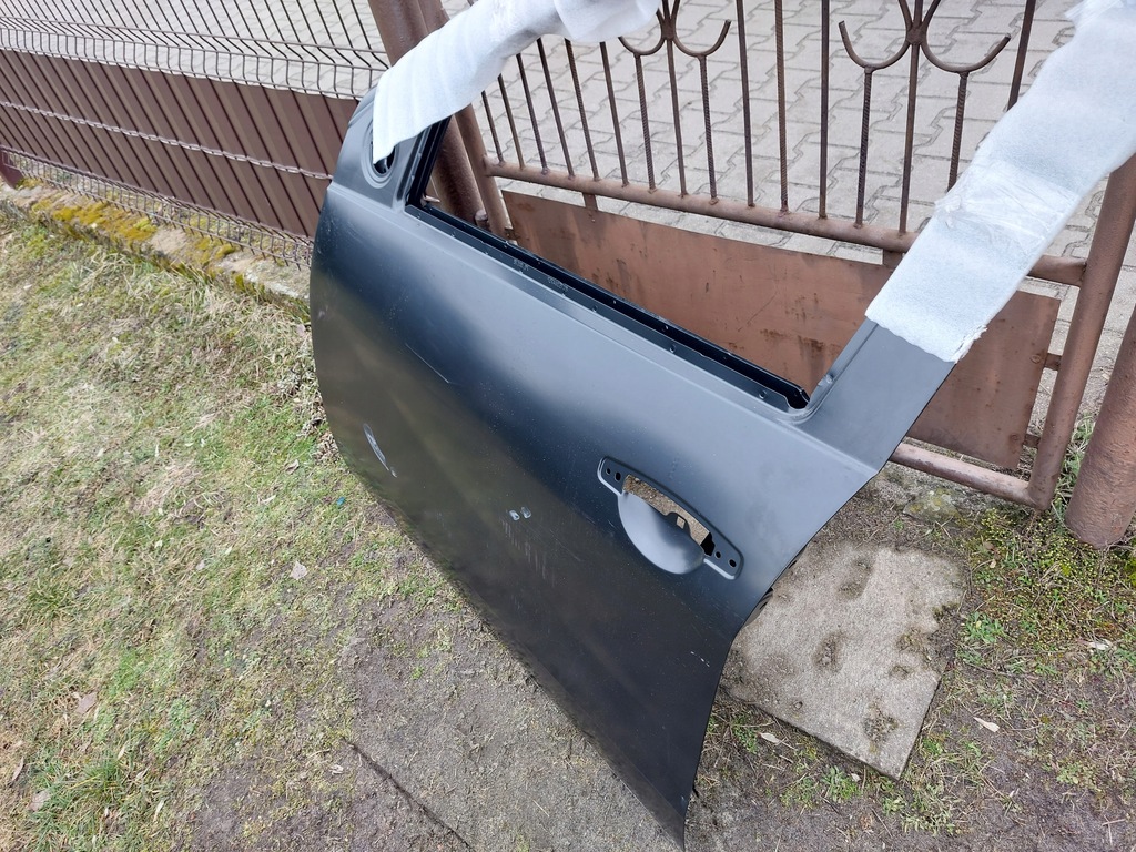 фото №4, Dacia duster дверь левая передние 10-