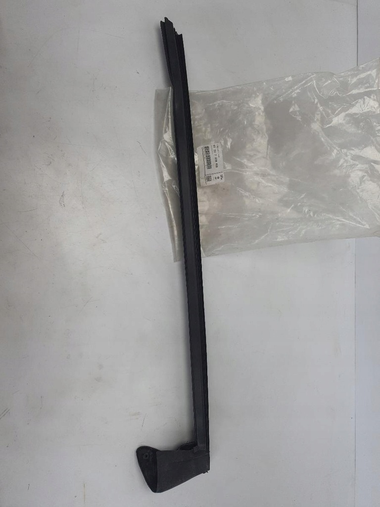 фото №6, Молдинг ущільнювач скло прокладка двері bmw z4 e85 51337016638