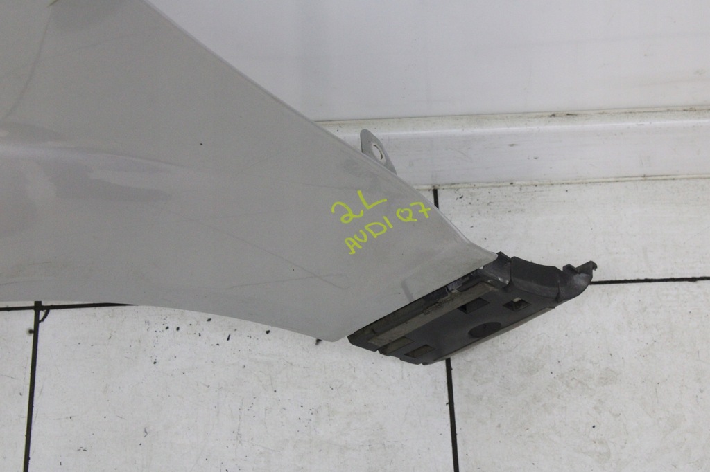 фото №9, Audi q7 i 4l 2005r- крыло левый перед передний lx7w - код лакокрасочного покрытия