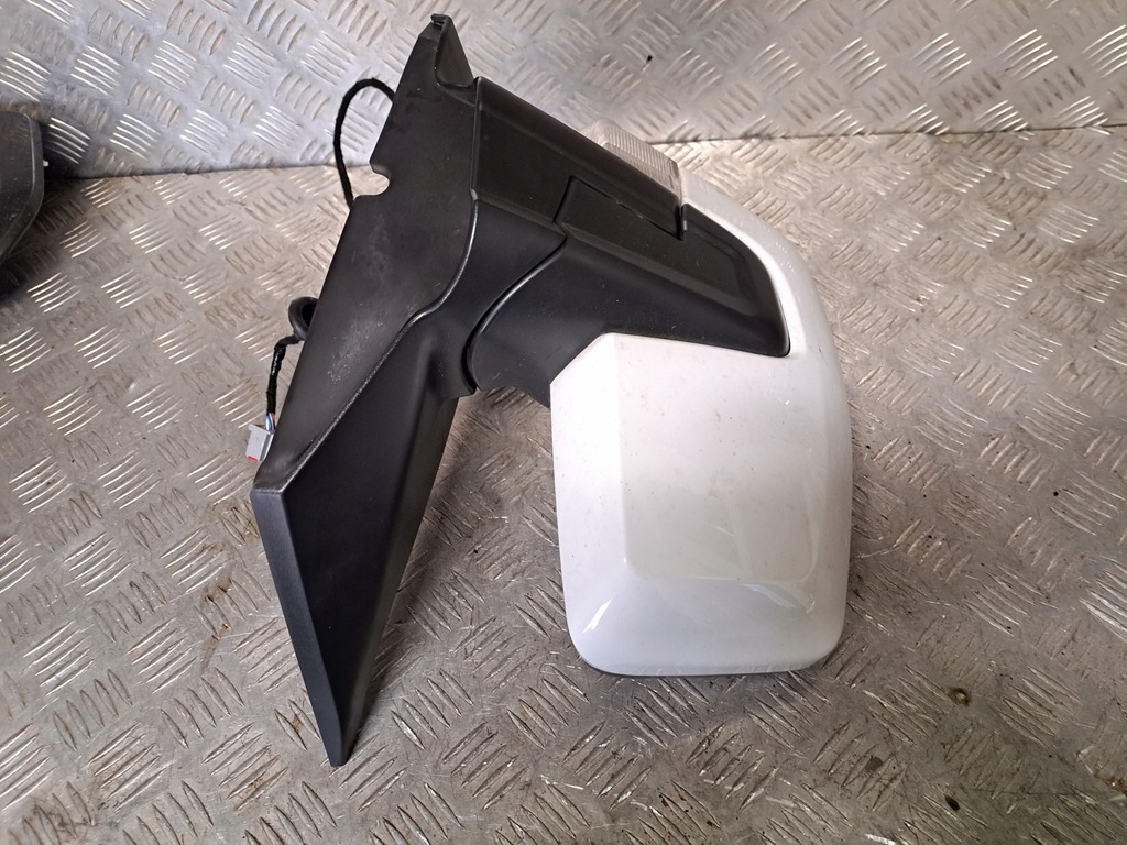 фото №5, Ford transit custom 2022 r зеркало правое 6 кабели