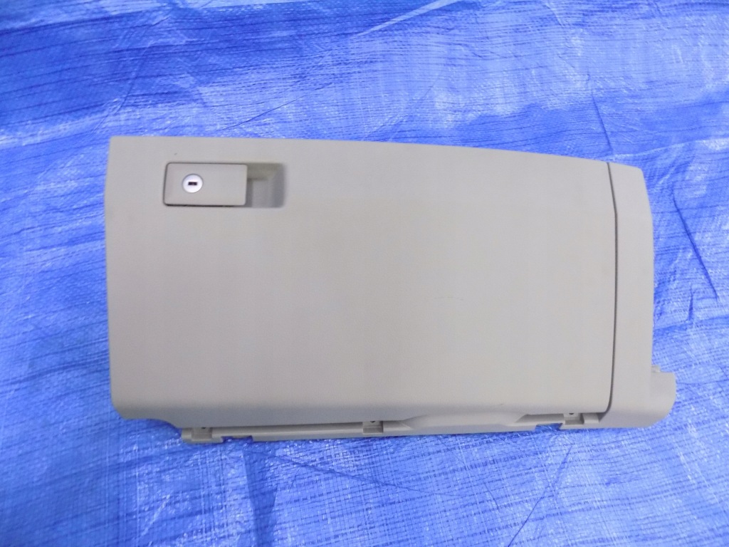 фото №1, Бардачок пасажира vw t6 2,0tdi 16-