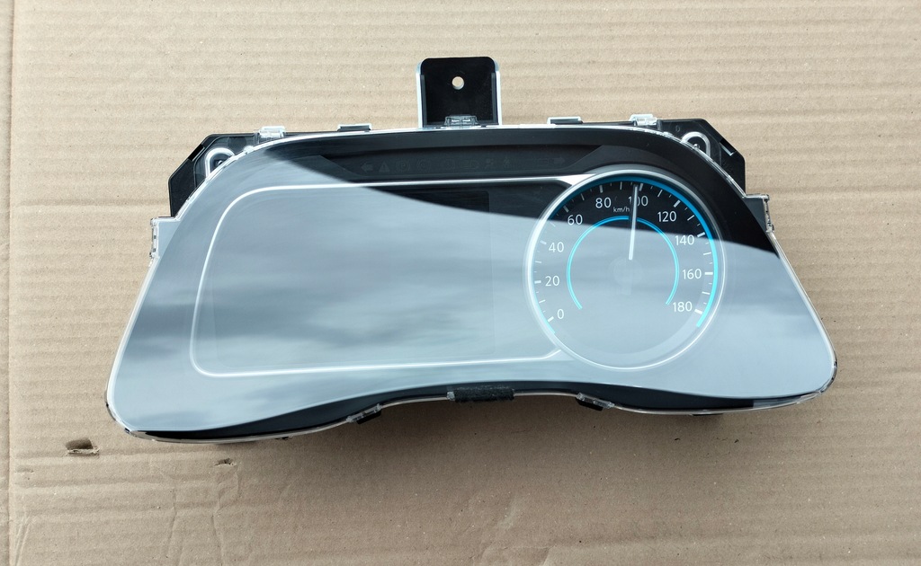 фото №1, Nissan leaf ii ze1 счетчик eu