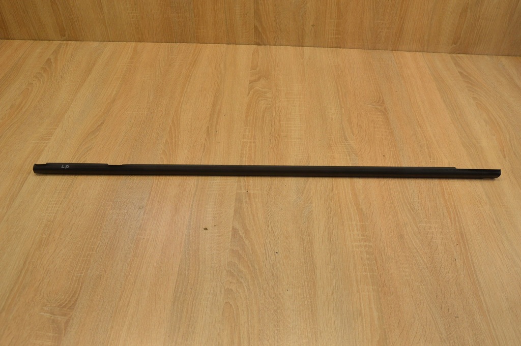 фото №1, Молдинг уплотнитель дверь левый перед orlando