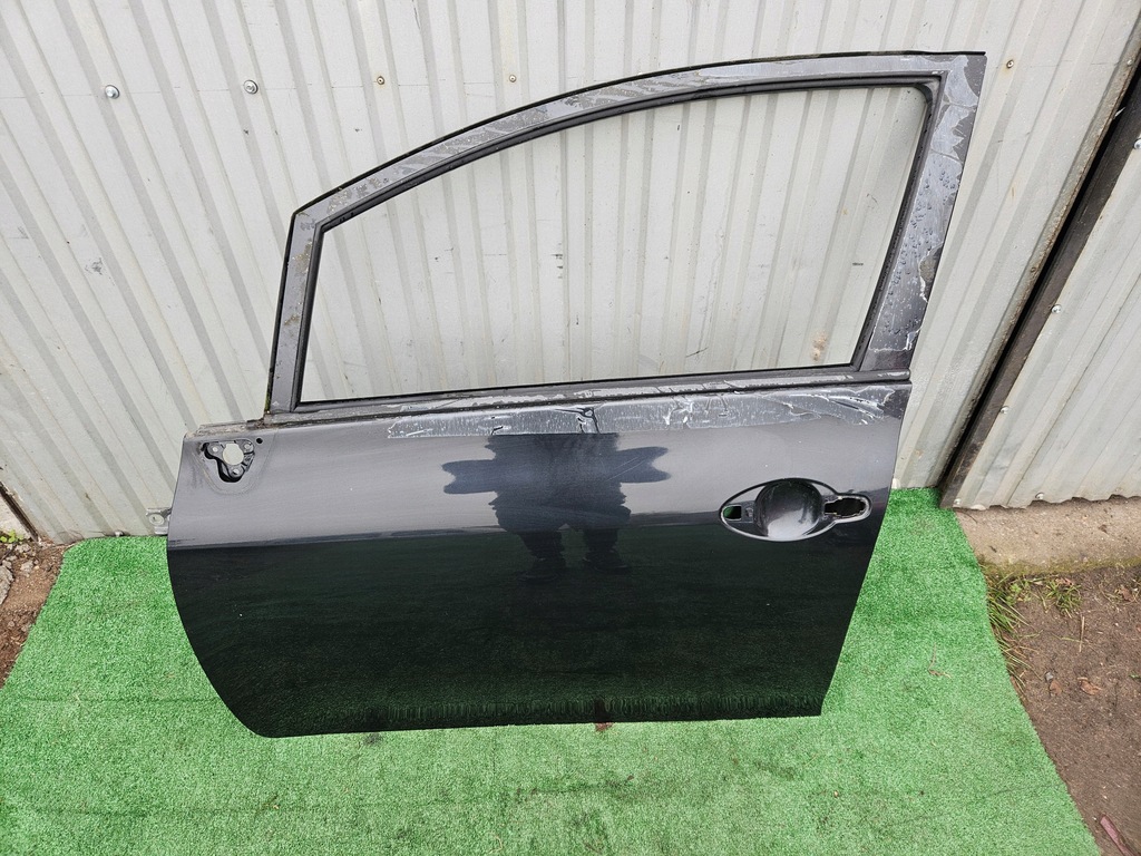 фото №1, Дверь левый перед toyota auris i e15
