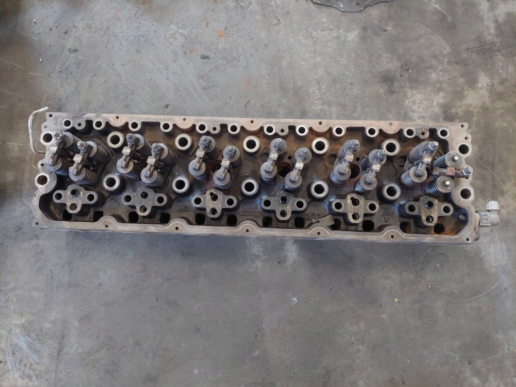 Купити Головка renault premium i 420 dci