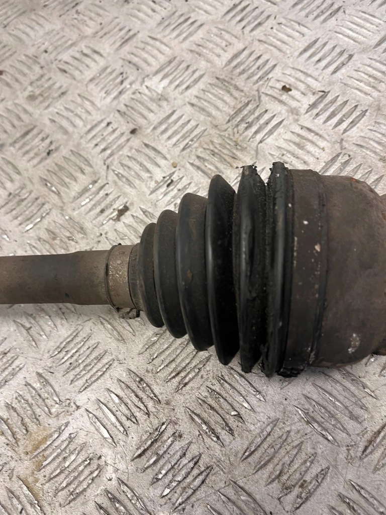 Привідний вал правий перед citroen c4 picasso 2 9804894080 Доставка