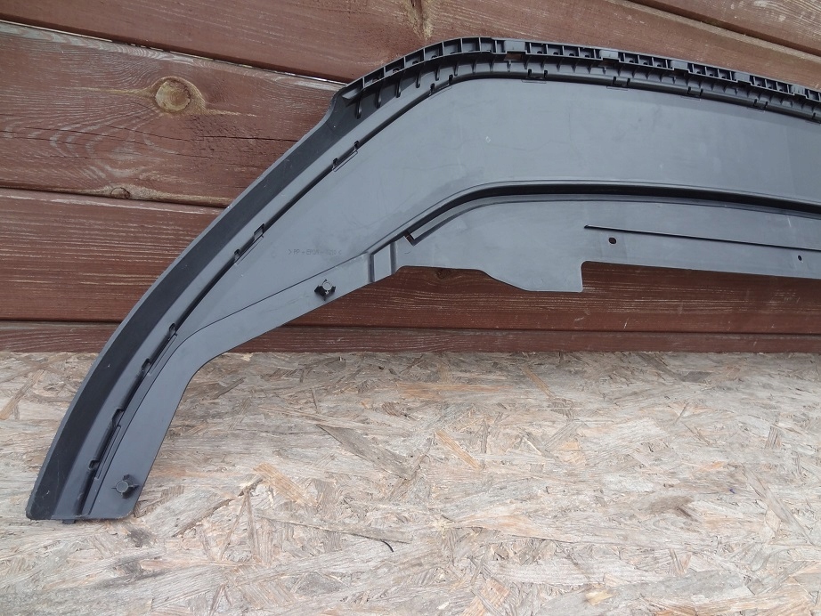 фото №6, Спойлер спойлер dół бампера перед 5g0805915 vw golf vii