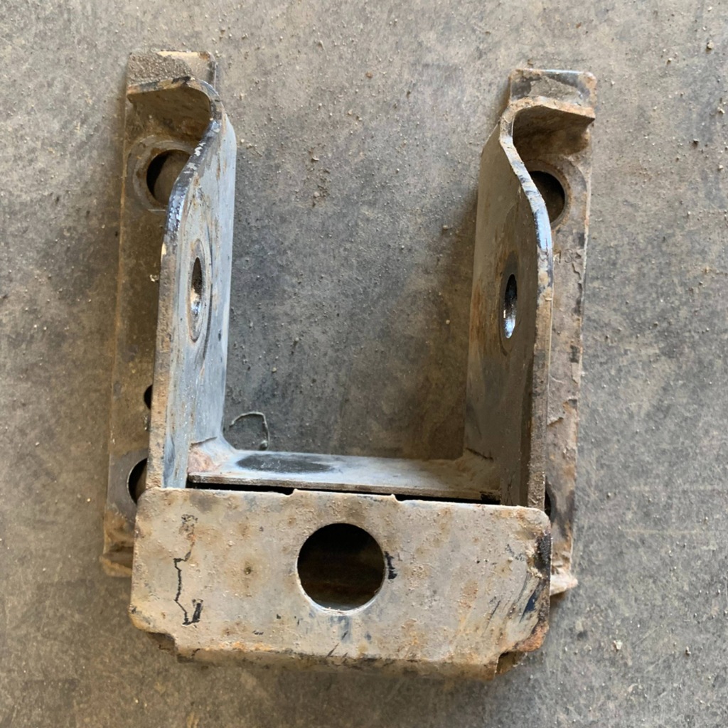 фото №1, Кронштейн ресора master iii