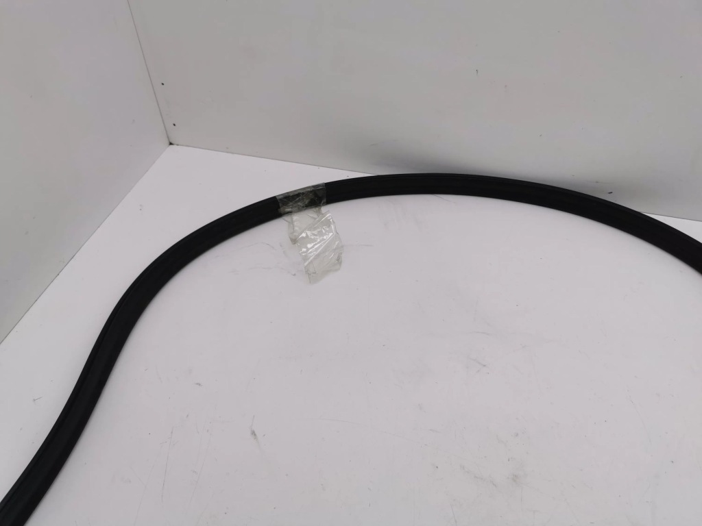 фото №6, Skoda octavia mk4 2022 прокладка капот