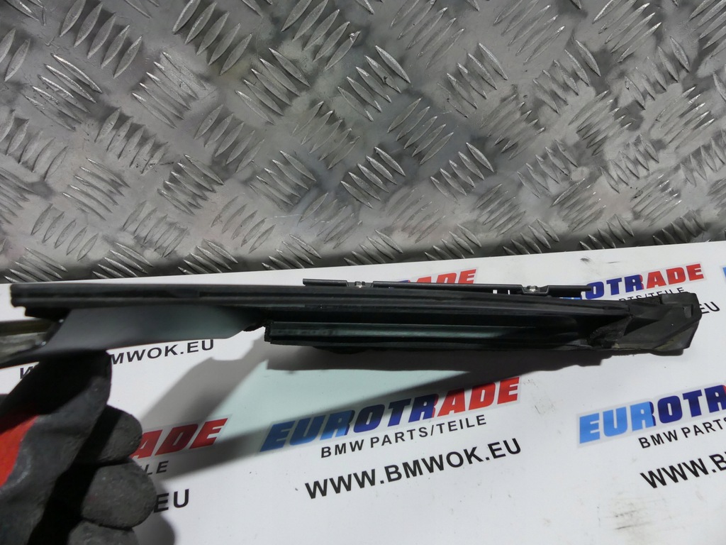 фото №10, Rolls royce wraith rr5 стекло правый перед треугольник оригинал