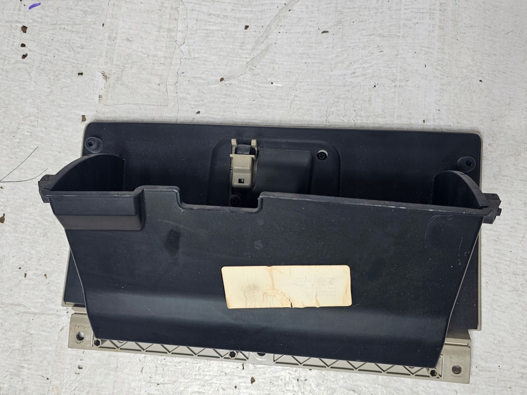 Купити Mercury mariner 06-10 бардачок пасажира 8l84-78060t10 америка