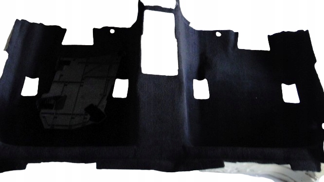 фото №1, Mercedes c43 amg coupe c klasa c205 coupe lift накладка пол с задний