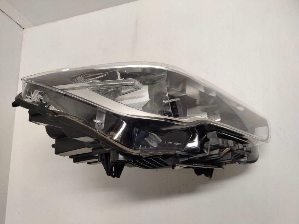 Bmw x1 f48 full led радиатор фара правый в Украине