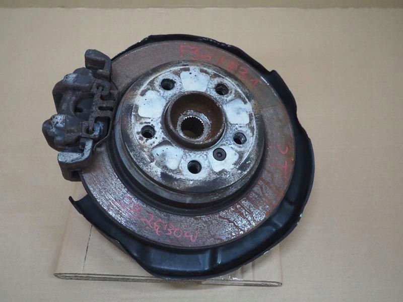 фото №1, Поворотный кулак ступица суппорт правый задняя bmw f20 f30