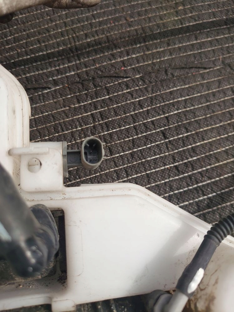 фото №10, Бак омивача bmw x5 e70