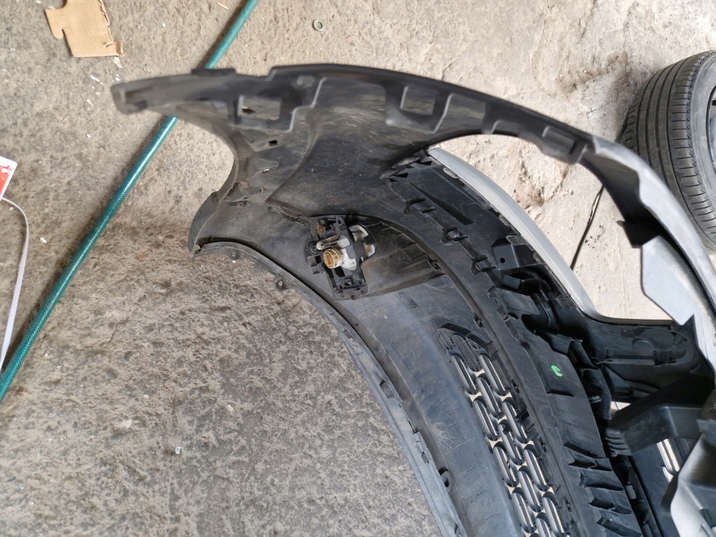 Бампер перед передний c4 cactus exlb Недорого