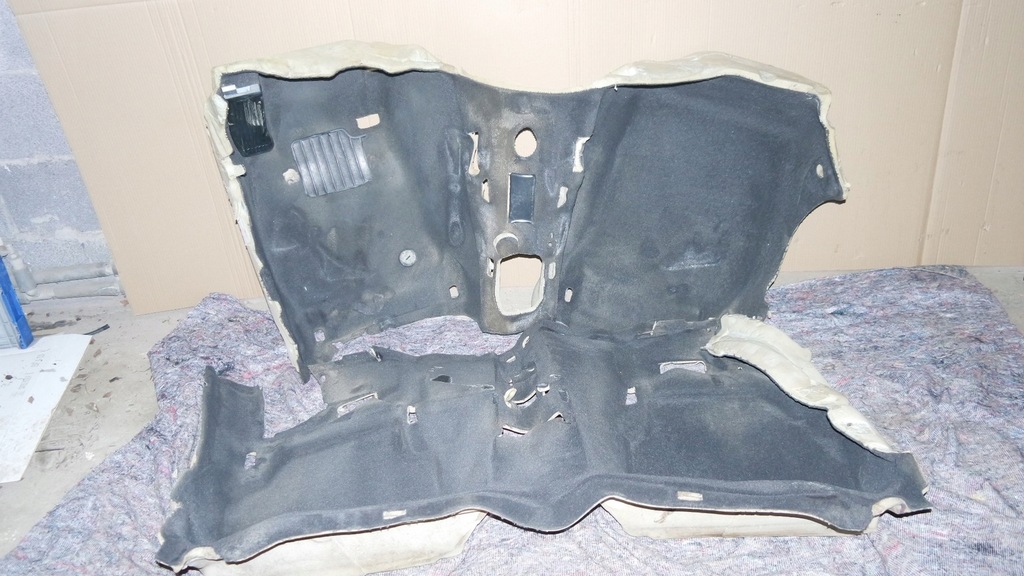 фото №1, Килимок обшивка підлога перед bmw 3 e91