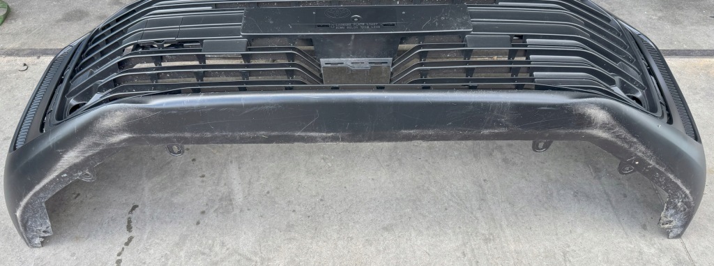 Купить Бампер передний toyota proace рестайлинг  2024 год без pdc