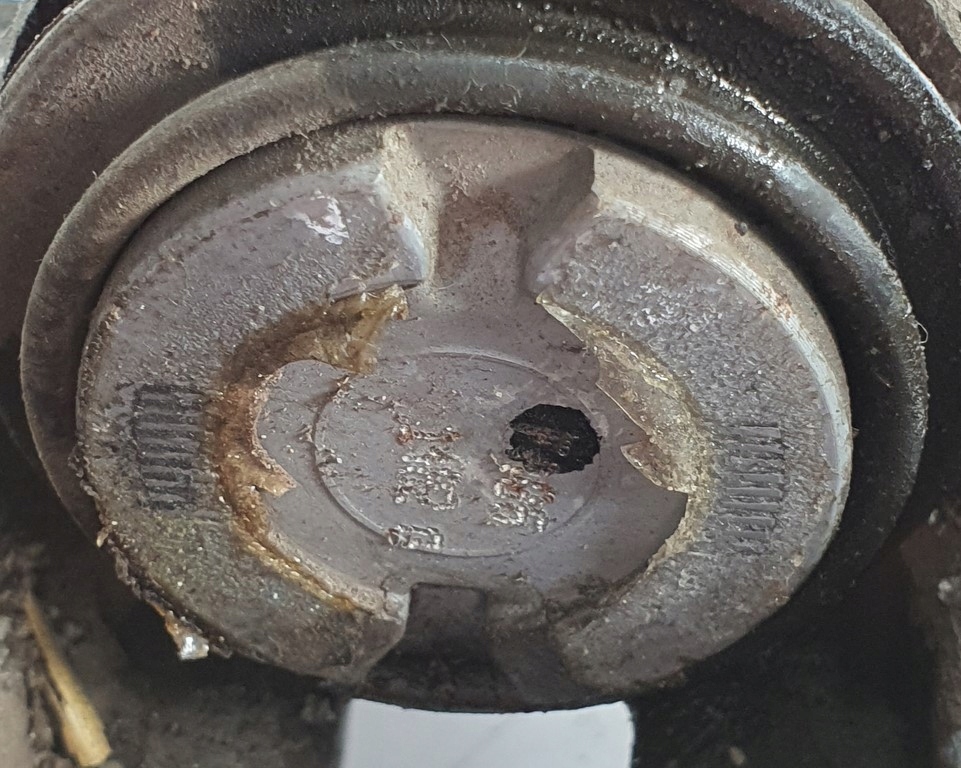 фото №5, Суппорт тормозной правый задняя vw new beetle ii 5c