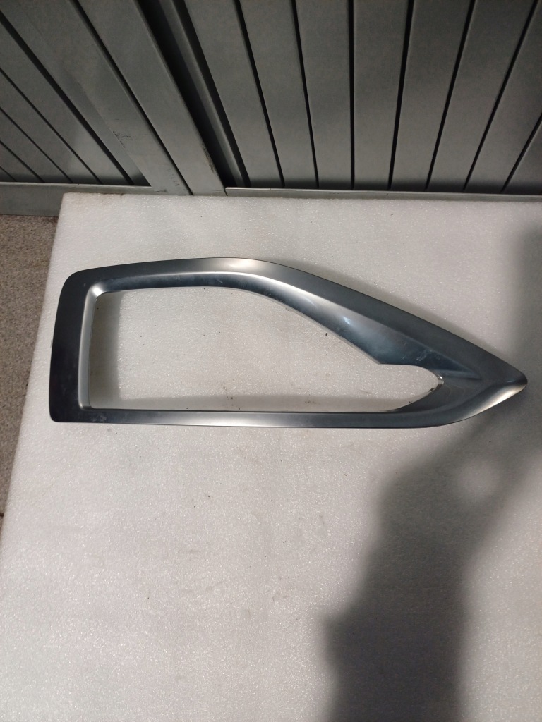 Рамка лампы правый задний  kia sportage 5 v 86666-r2ca0 Доставка