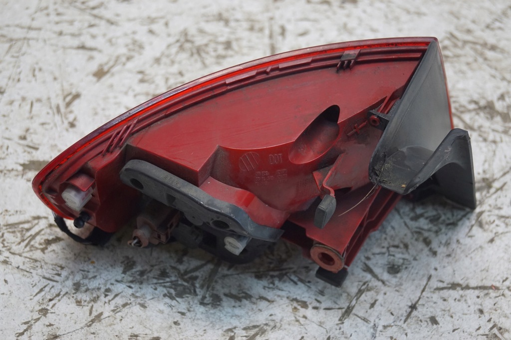 фото №11, Audi a4 b8 led лампа права задня sedan