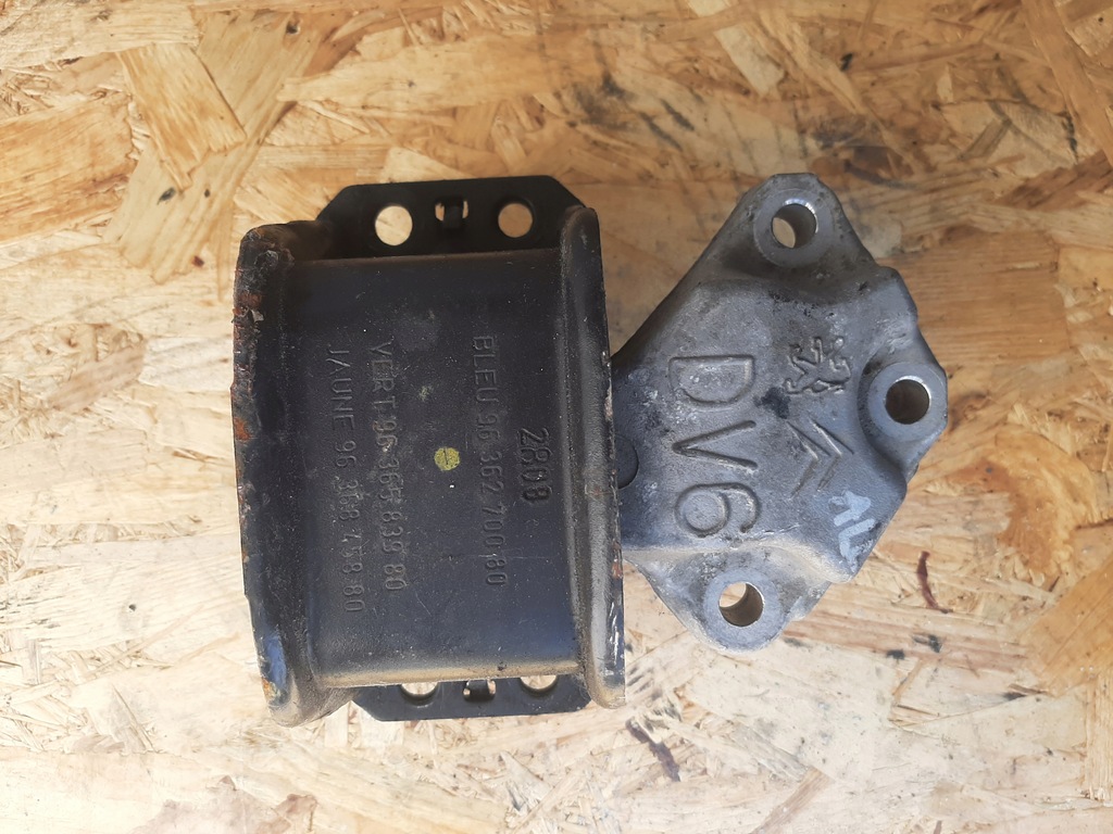 фото №1, Подушка двигателя citroen ds5 fl 1.6d 2016 rok