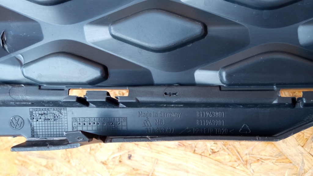 фото №14, Volkswagen id4 id 4 20- решітка радіатора решітка нижня решітка радіатора