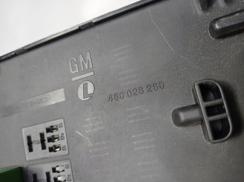 фото №5, Коробка предохранителей opel vectra c 13205777