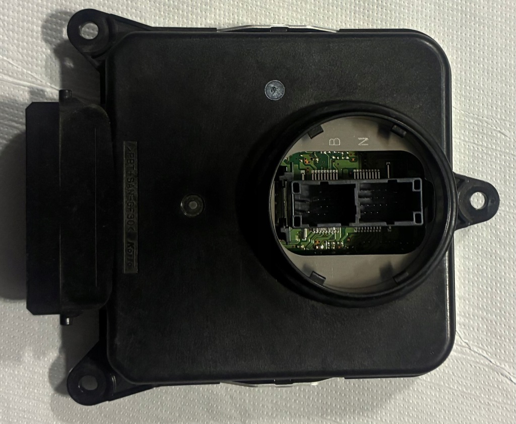 фото №1, Преобразователь лампа lexus rx правая r118 89908-48100