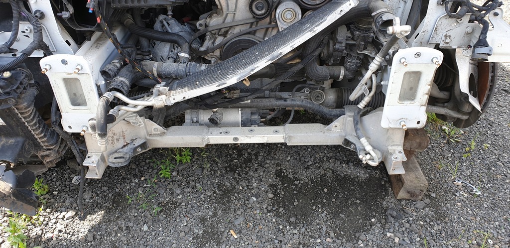 фото №1, Alfa romeo stelvio 2.0t бензин 4x4 четверть лонжерон перед левая правая